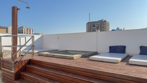 Cobertura duplex com 3 suites em Ipanema