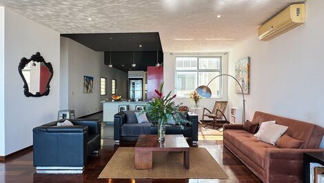 Lindo apartamento de 3 quartos frente mar