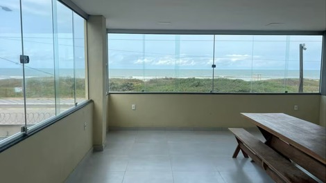 Casa de praia, com uma vista linda para o mar!