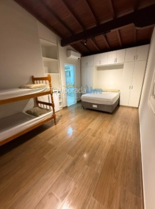 Apartamento para alquiler de vacaciones em Ubatuba (Praia Grande)