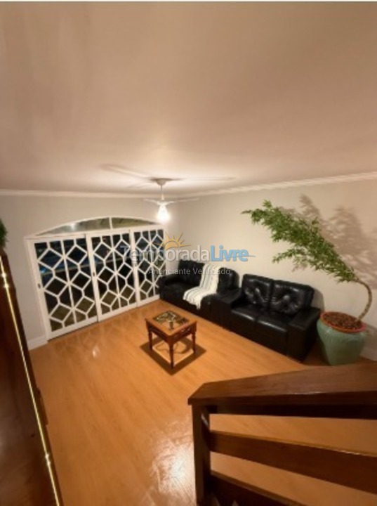 Apartamento para alquiler de vacaciones em Ubatuba (Praia Grande)