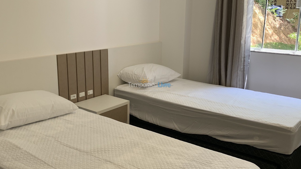 Apartamento para aluguel de temporada em Bombinhas (Praia de Bombas)