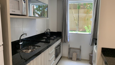 Apartamento em condomínio com Piscina em Bombas - Bombinhas