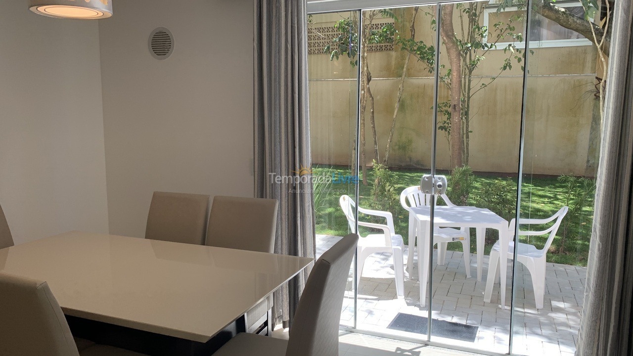 Apartamento para aluguel de temporada em Bombinhas (Praia de Bombas)