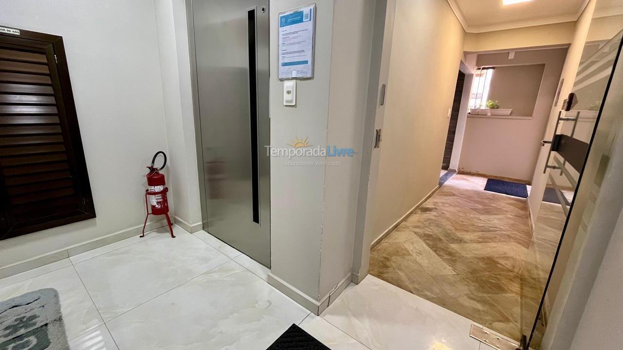 Apartamento para alquiler de vacaciones em Itapema (Centro)