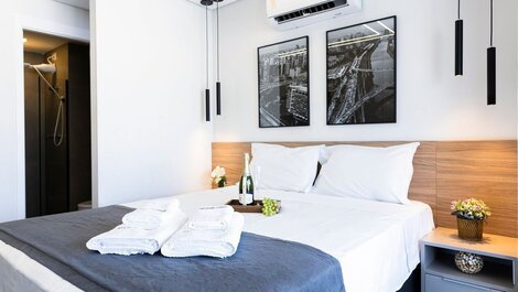 Piscina, gimnasio, aire acondicionado, cama Queen|Rincón brasileño