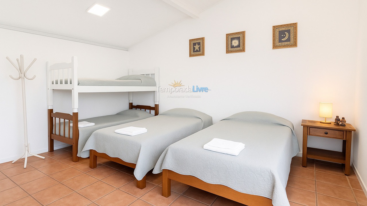 Casa para aluguel de temporada em Ilhabela (Saco da Capela)