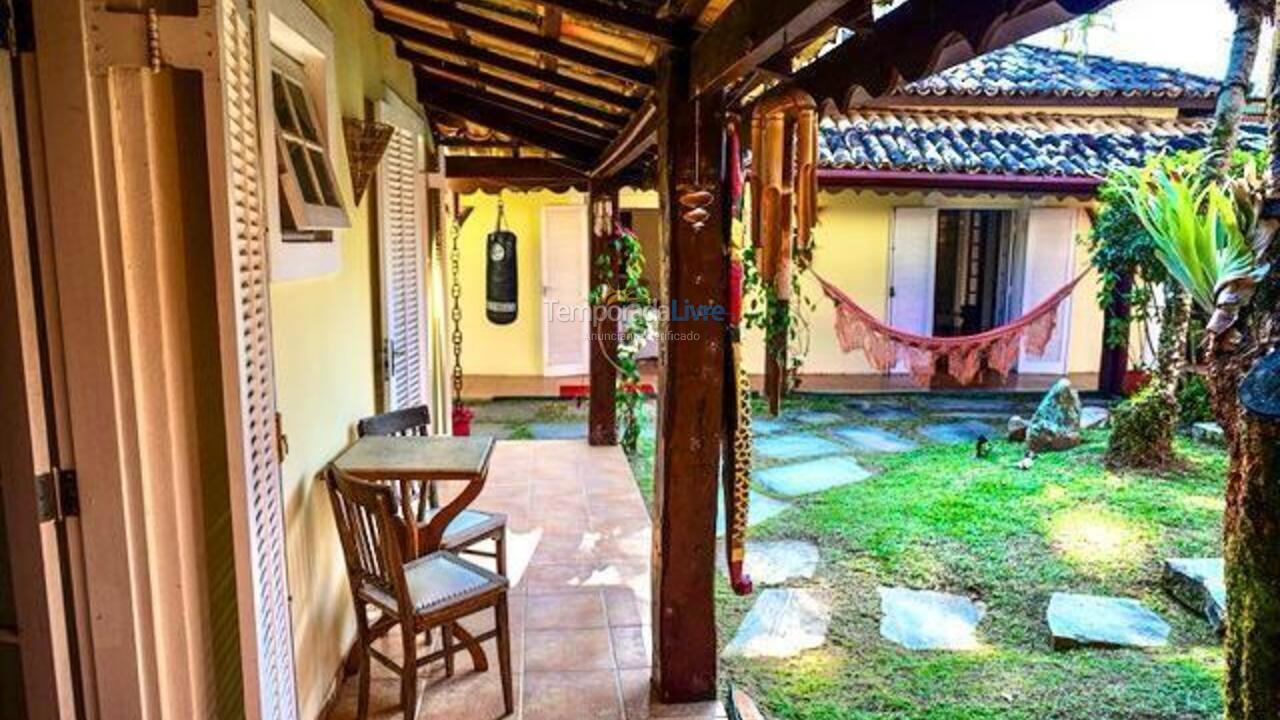 Casa para aluguel de temporada em Ilhabela (Saco da Capela)