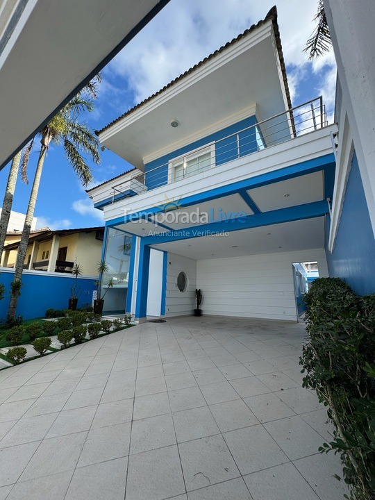 Casa para alquiler de vacaciones em Guarujá (Praia do Pernambuco)