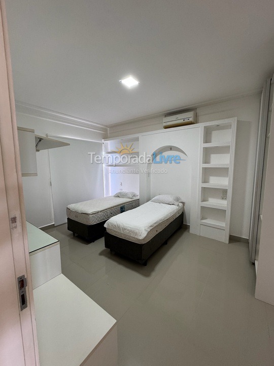 Casa para alquiler de vacaciones em Guarujá (Praia do Pernambuco)