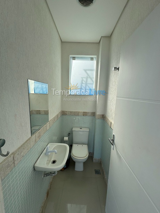 Casa para alquiler de vacaciones em Guarujá (Praia do Pernambuco)