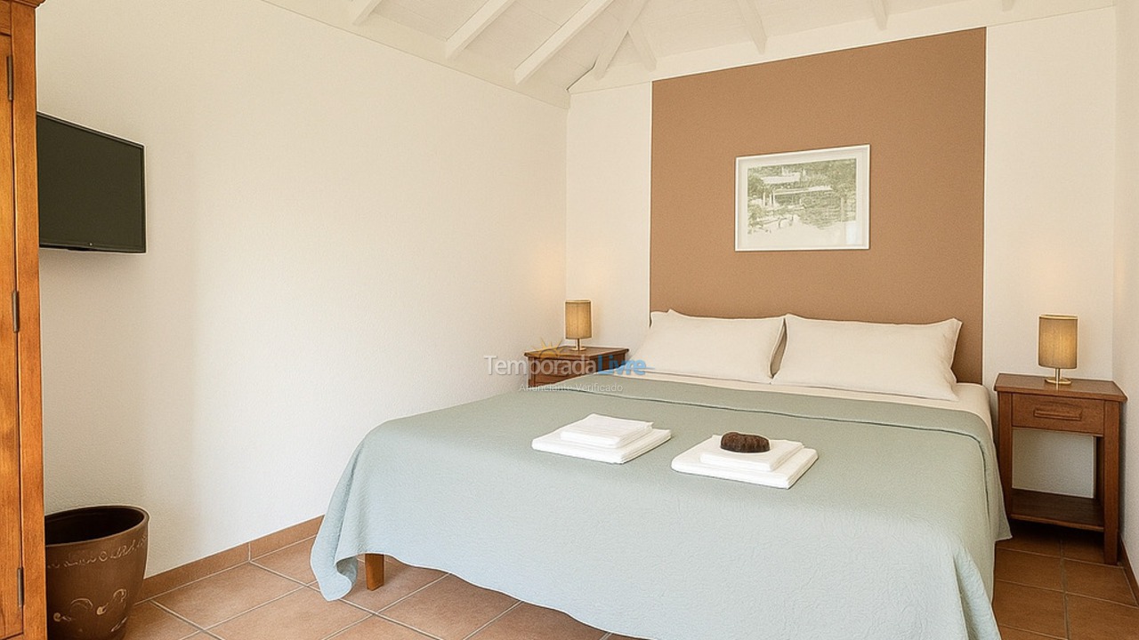 Casa para aluguel de temporada em Ilhabela (Saco da Capela)