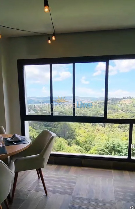 Apartamento para aluguel de temporada em Campos do Jordão (Jardim Belvedere)