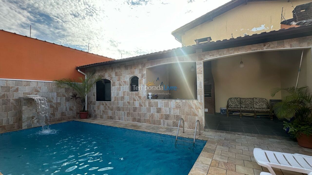 House for vacation rental in Itanhaém (Suarão)