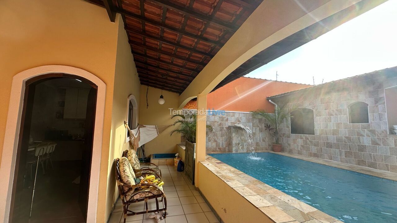 House for vacation rental in Itanhaém (Suarão)