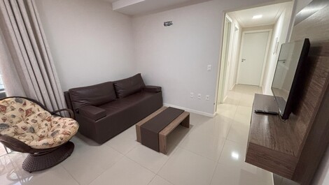 Apartamento en Bombas – 2 Dormitorios, Internet y Piscina, ¡Cerca de la Playa!