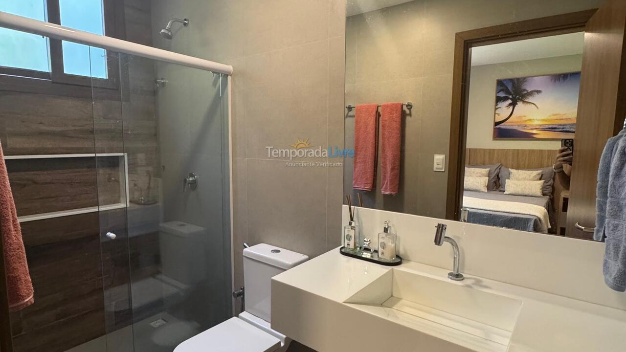 Casa para aluguel de temporada em Mata de São João (Praia do Forte)