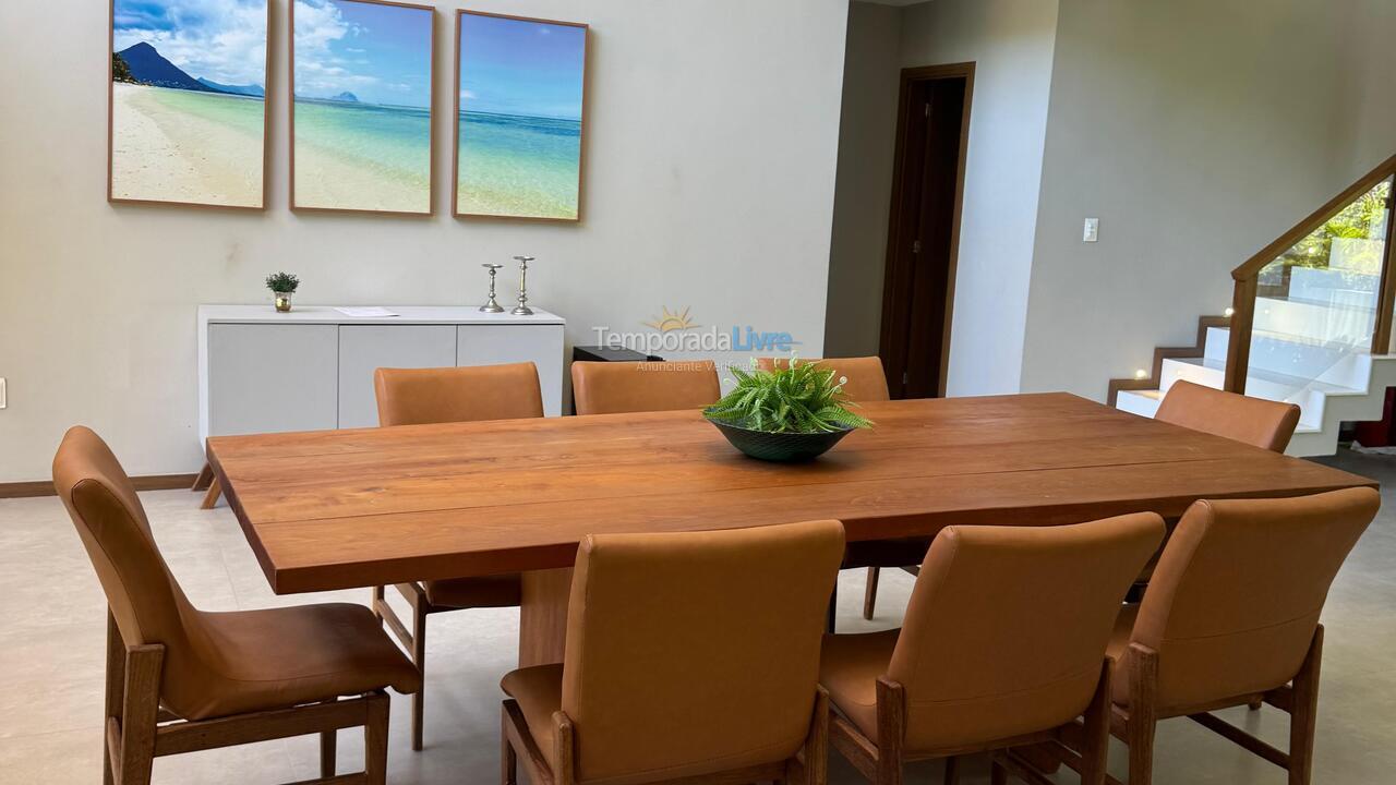 Casa para aluguel de temporada em Mata de São João (Praia do Forte)