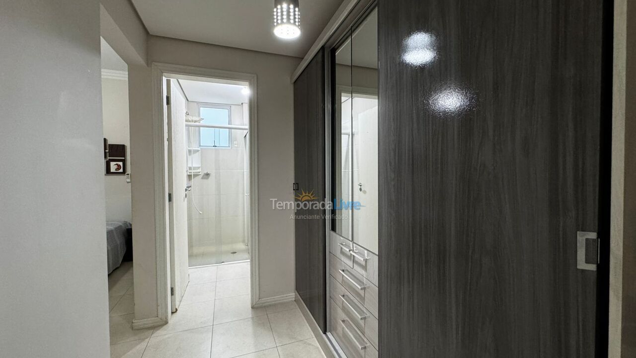 Apartamento para alquiler de vacaciones em Itapema (Meia Praia)