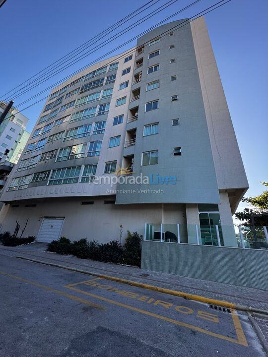 Apartamento para alquiler de vacaciones em Itapema (Meia Praia)