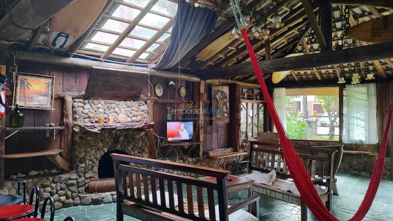 Casa para aluguel de temporada em Garopaba (Praia da Ferrugem)