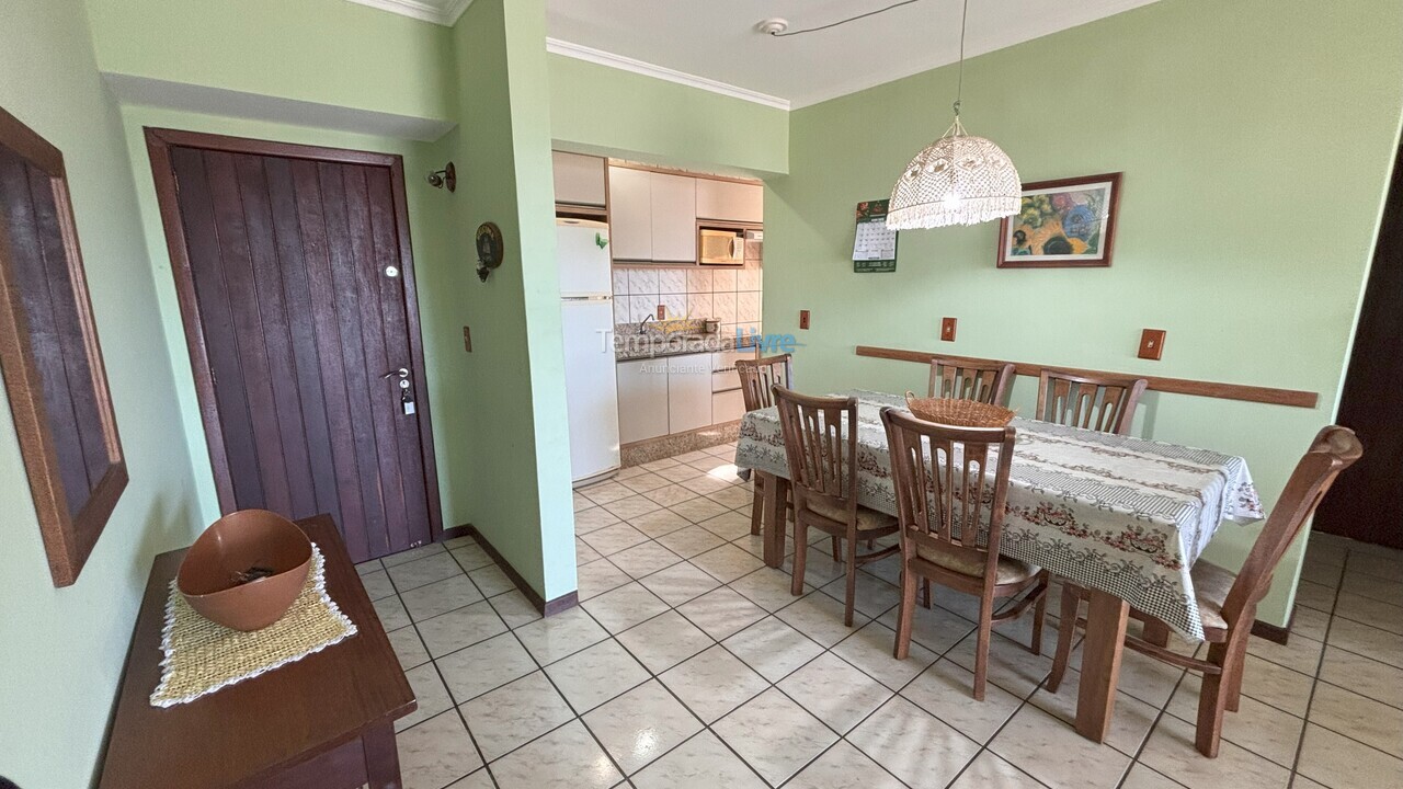 Apartamento para aluguel de temporada em Bombinhas (Praia de Bombas)