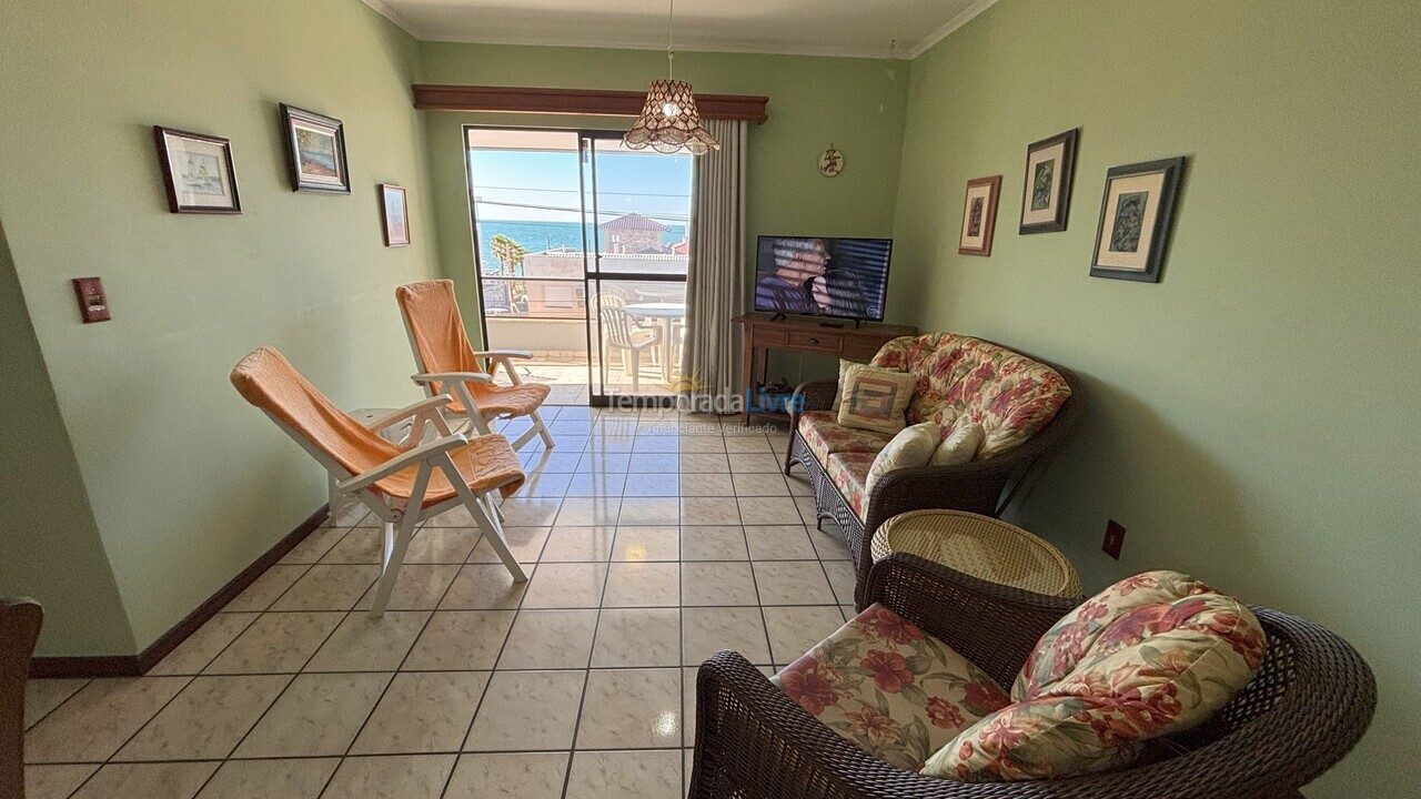 Apartamento para aluguel de temporada em Bombinhas (Praia de Bombas)