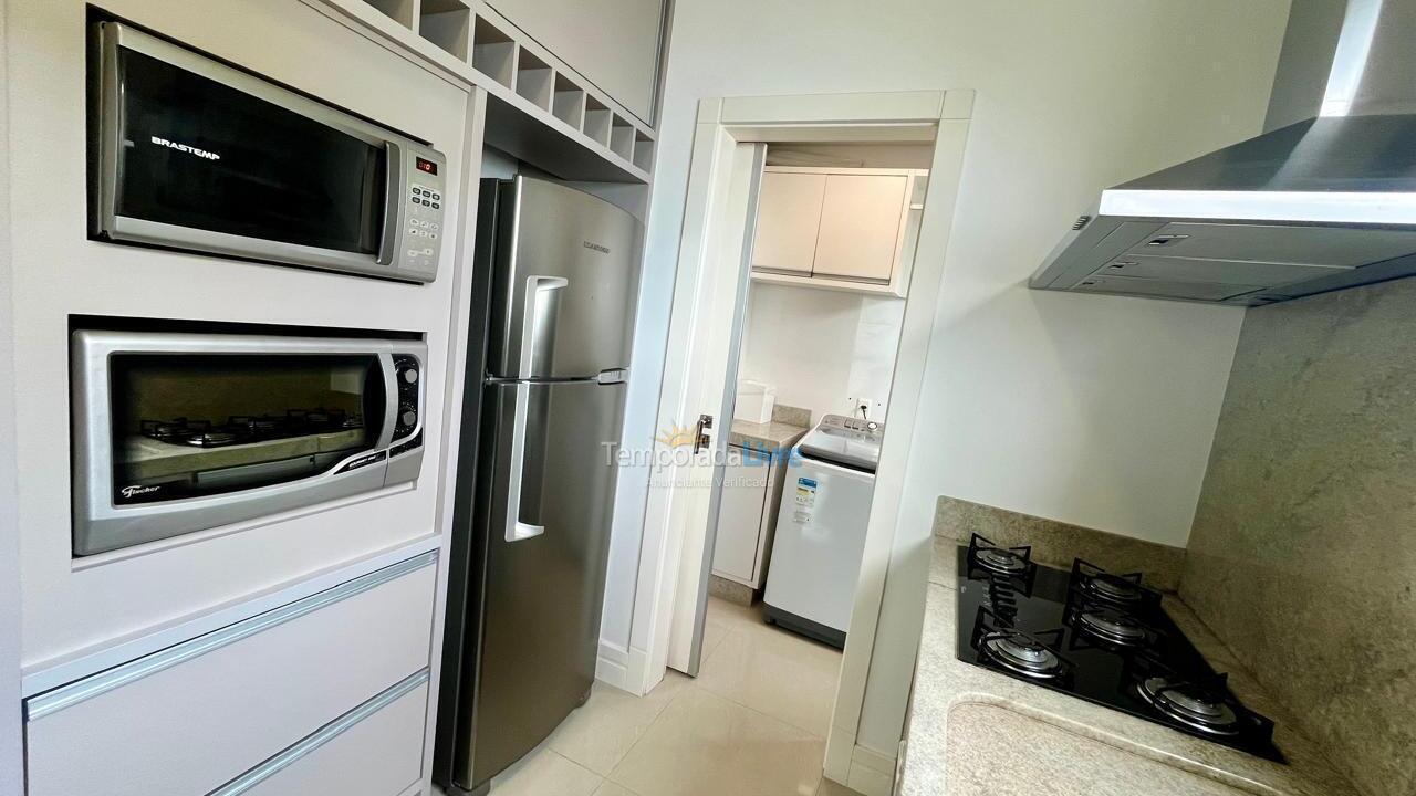 Apartment for vacation rental in Itapema (Meia Praia)