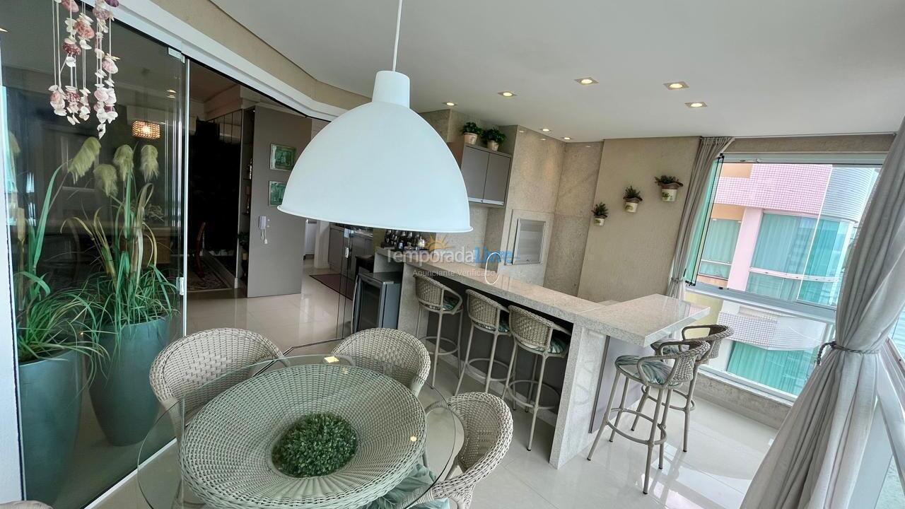 Apartment for vacation rental in Itapema (Meia Praia)