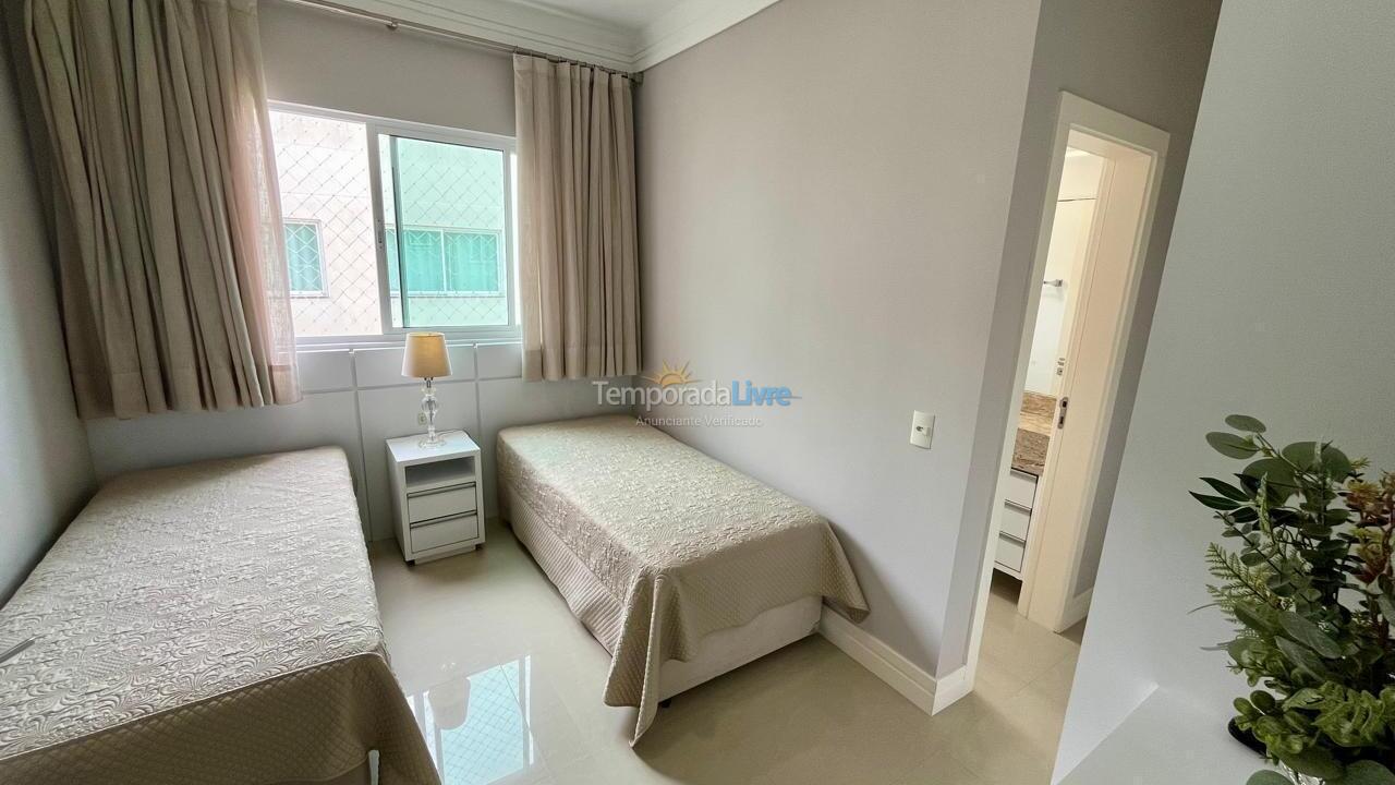 Apartment for vacation rental in Itapema (Meia Praia)