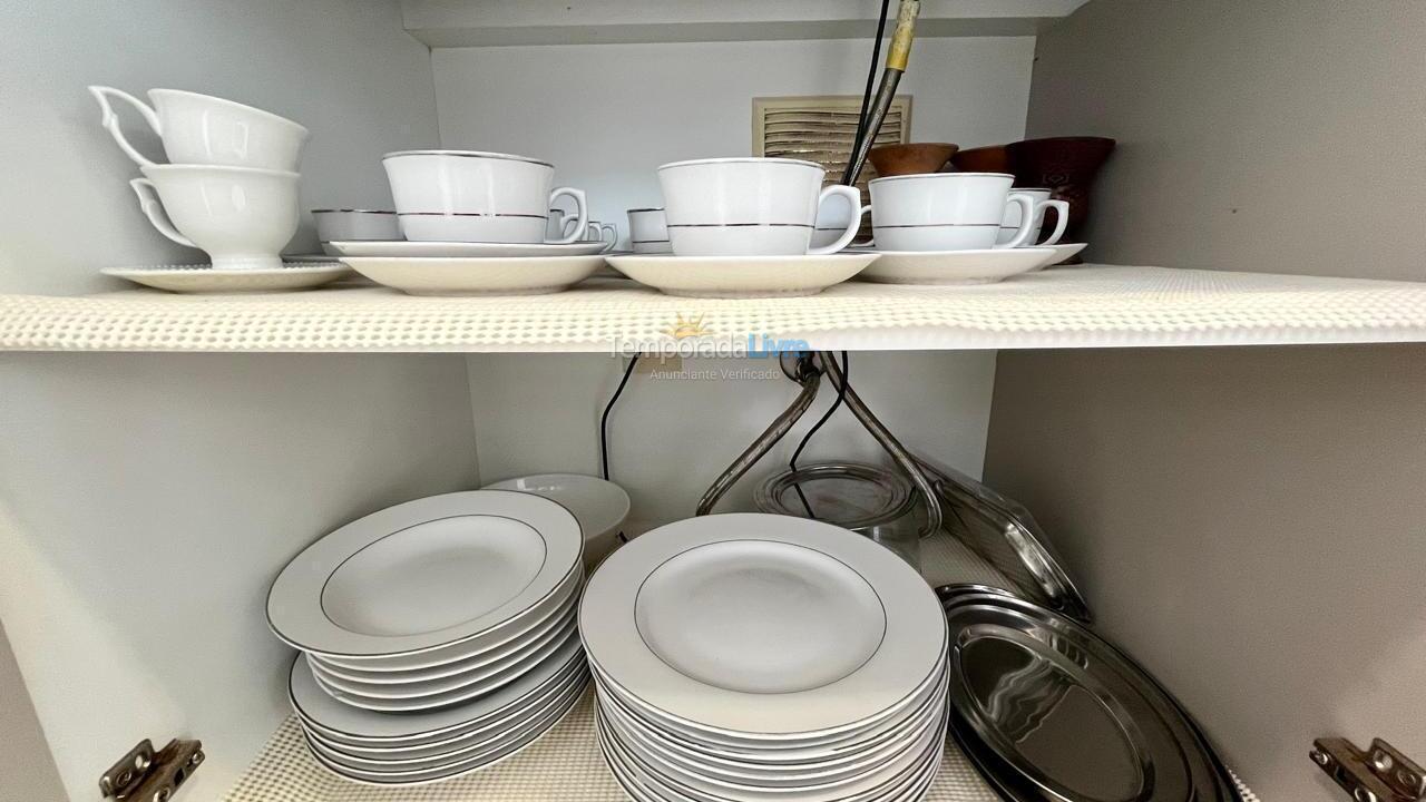 Apartment for vacation rental in Itapema (Meia Praia)