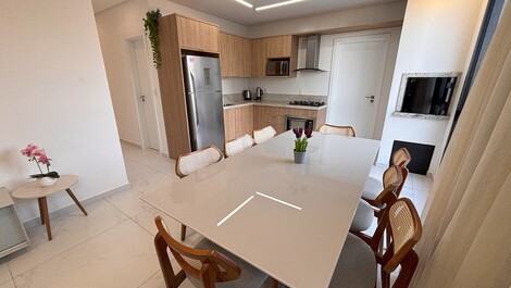 3 SUITES DE ALTO NIVEL EN BOMBAS