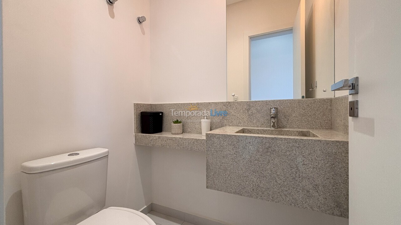 Apartamento para alquiler de vacaciones em Bombinhas (Praia de Bombas)