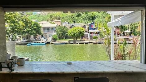 Casa de ensueño FRENTE AL MAR - ALQUILER DE TEMPORADA