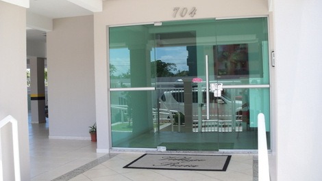 Apartamento 1 dormitório pé na areia, com vista ao mar!