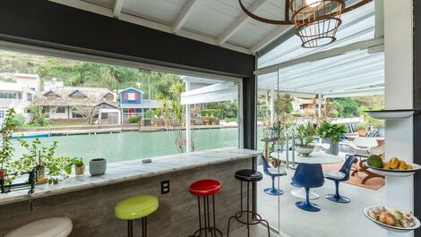 Casa de ensueño FRENTE AL MAR - ALQUILER DE TEMPORADA