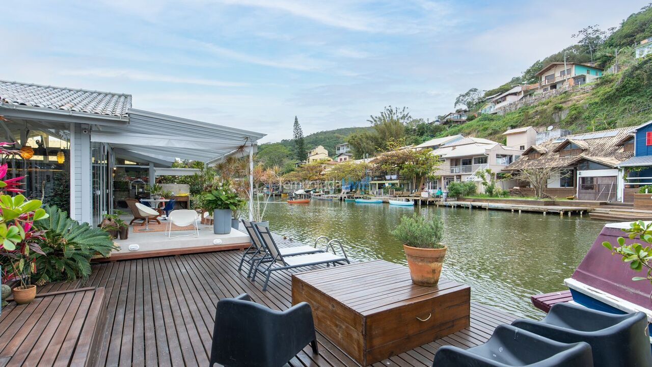 Casa para alquiler de vacaciones em Florianópolis (Barra da Lagoa)