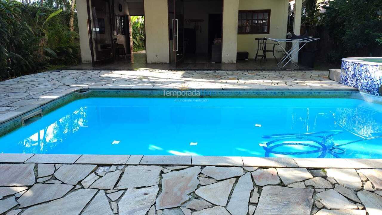 House for vacation rental in Ubatuba (Pereque Mirim)