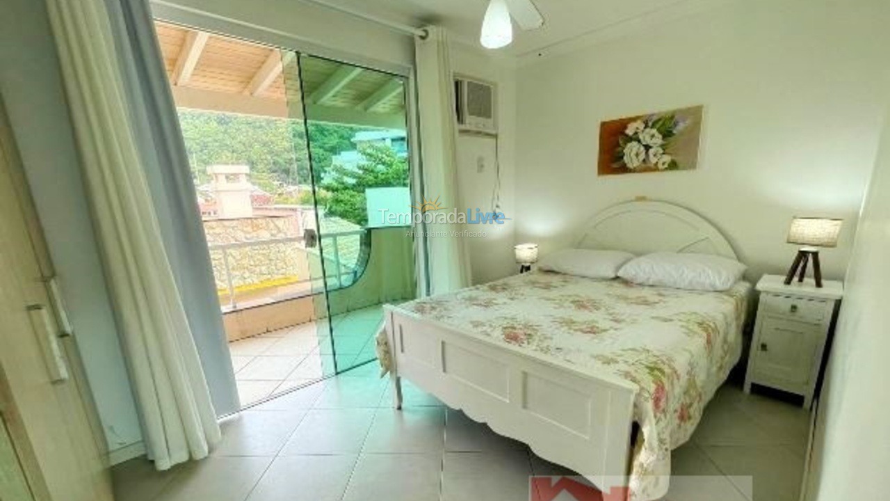 Apartamento para aluguel de temporada em Bombinhas (Praia de Bombas)