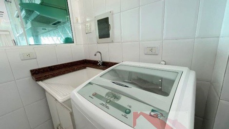 Lindo triplex de frente para o mar, com 4 suítes, 5 WC, e 2 piscinas!