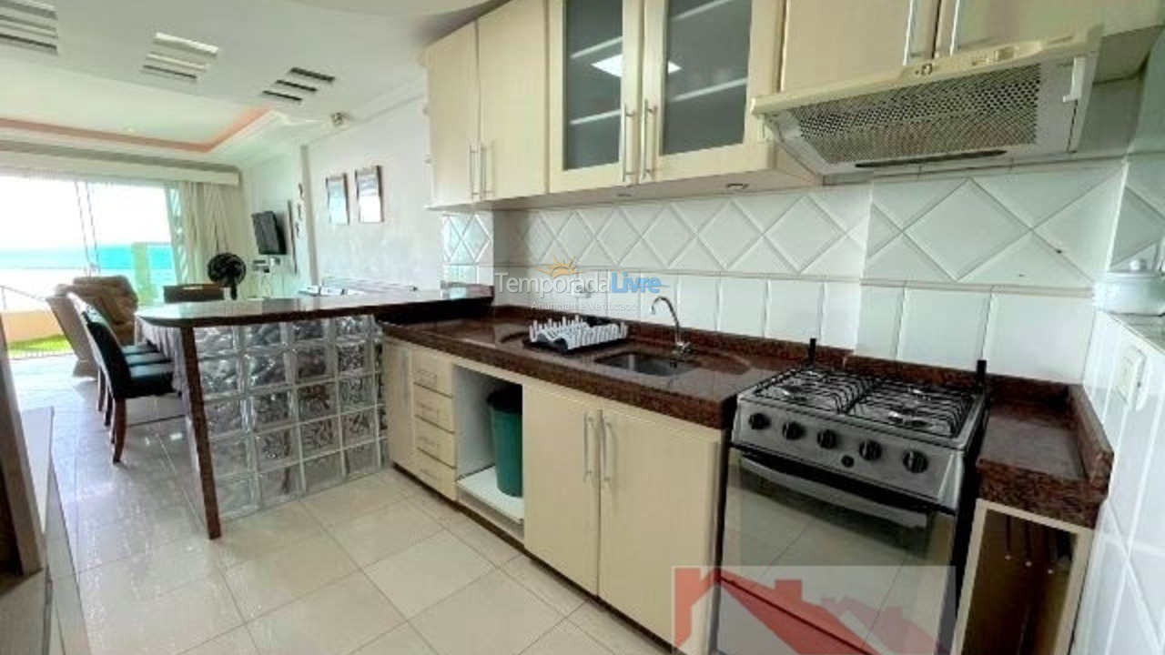 Apartamento para aluguel de temporada em Bombinhas (Praia de Bombas)