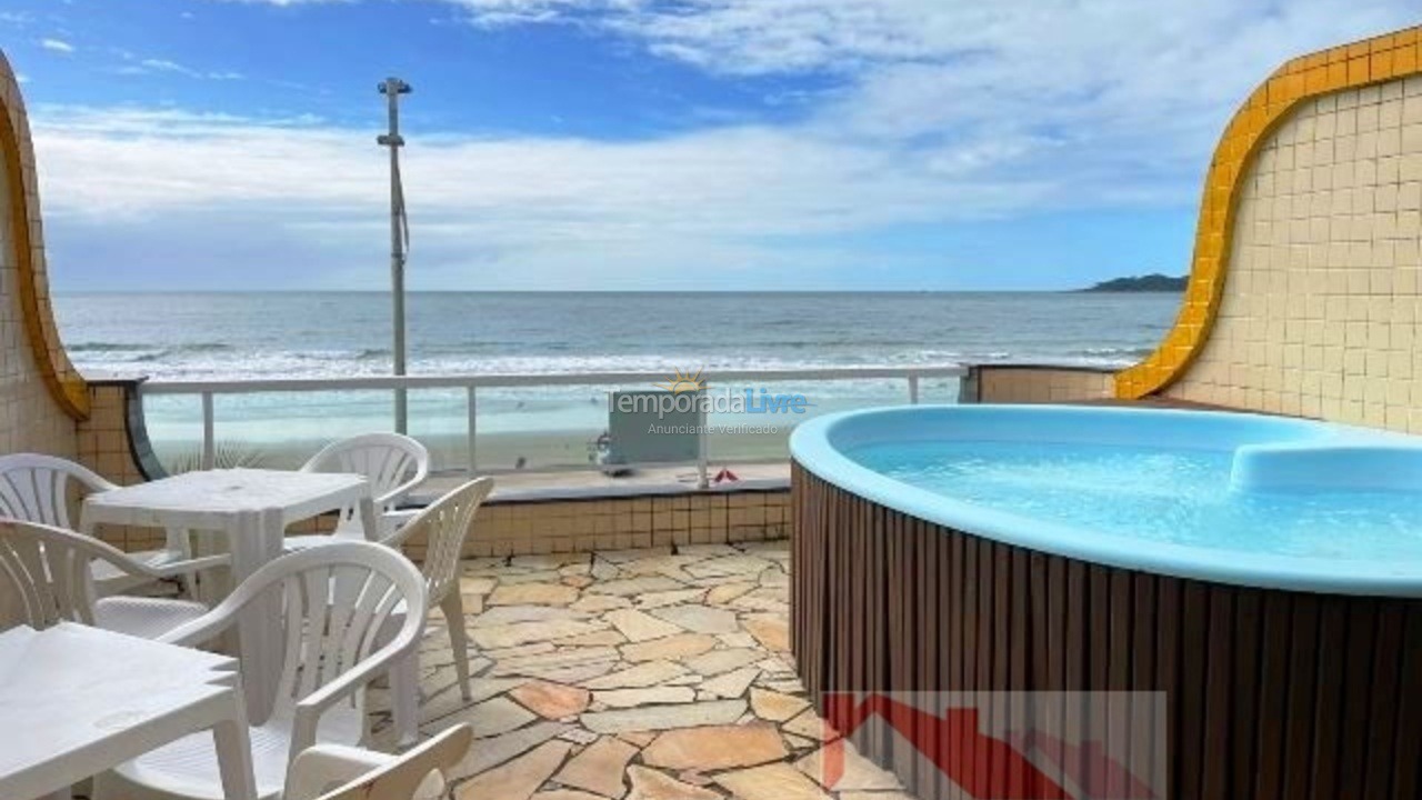 Apartamento para aluguel de temporada em Bombinhas (Praia de Bombas)