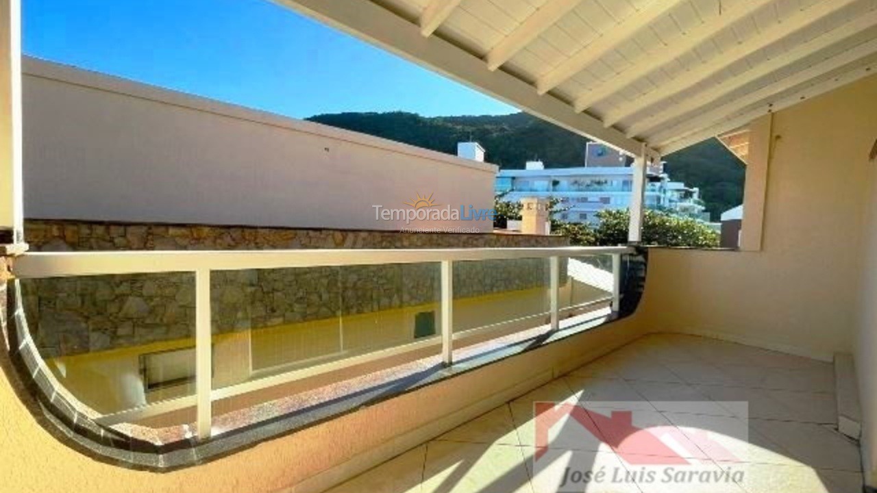 Apartamento para aluguel de temporada em Bombinhas (Praia de Bombas)