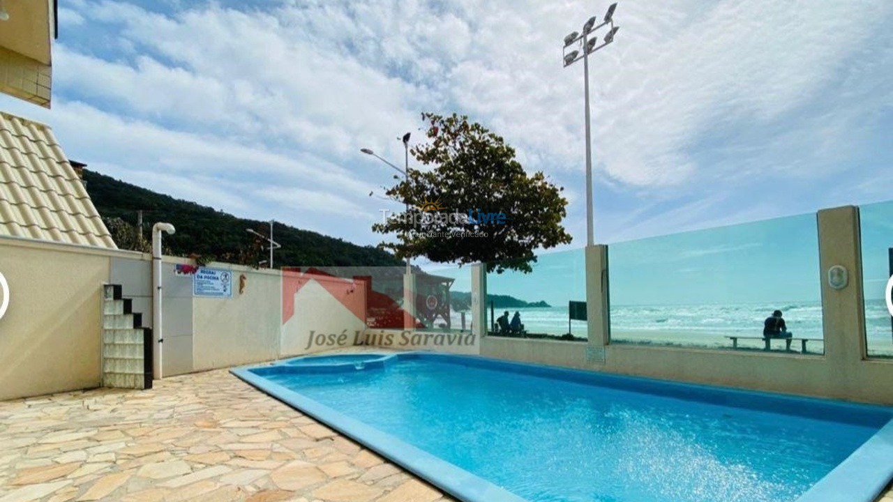 Apartamento para aluguel de temporada em Bombinhas (Praia de Bombas)