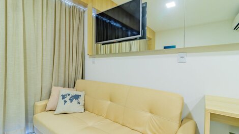 Makia Beach #D307 - Flat com varanda por Carpediem