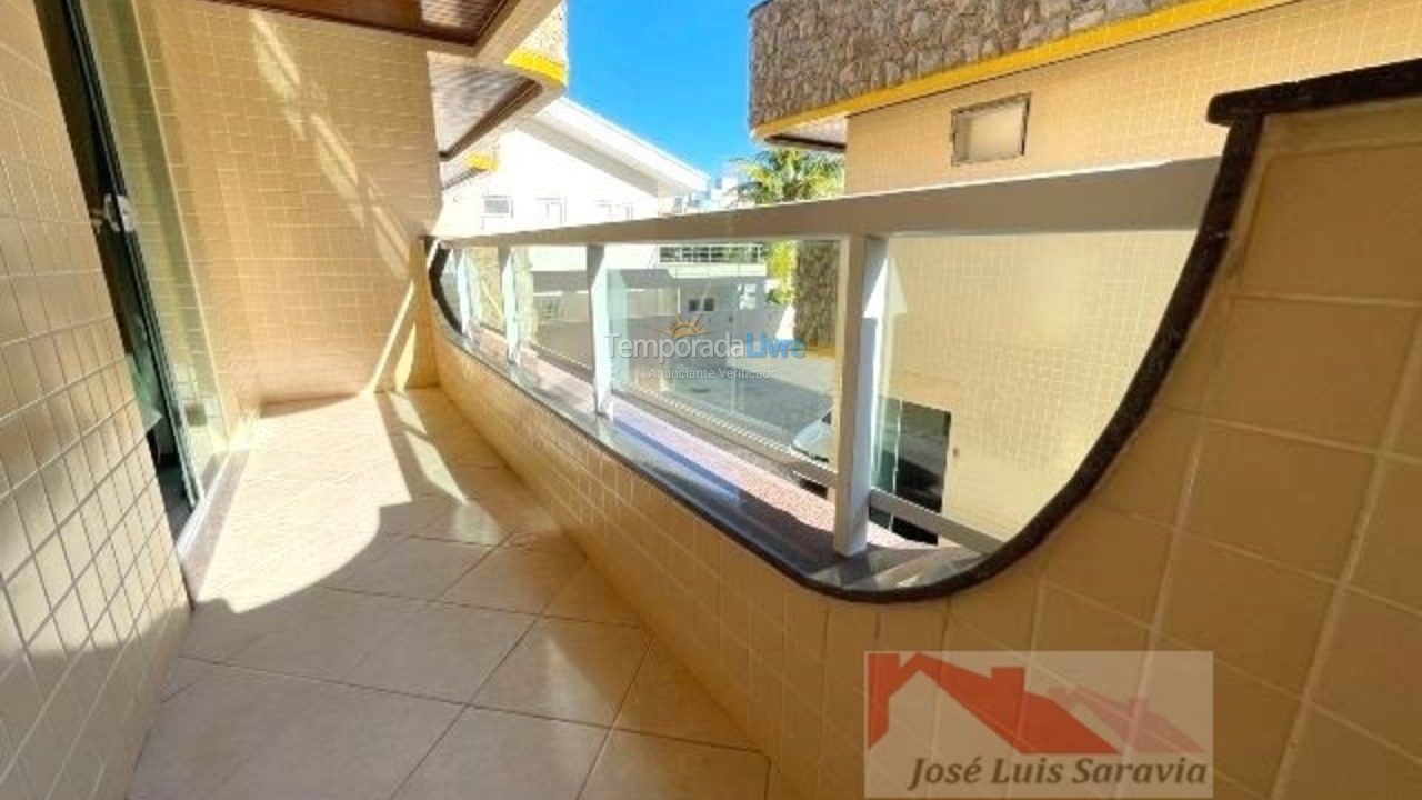 Apartamento para aluguel de temporada em Bombinhas (Praia de Bombas)