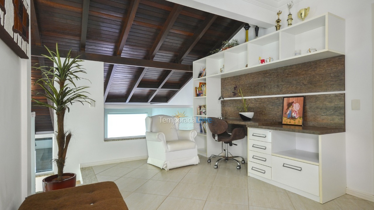 House for vacation rental in Bombinhas (Mariscal)