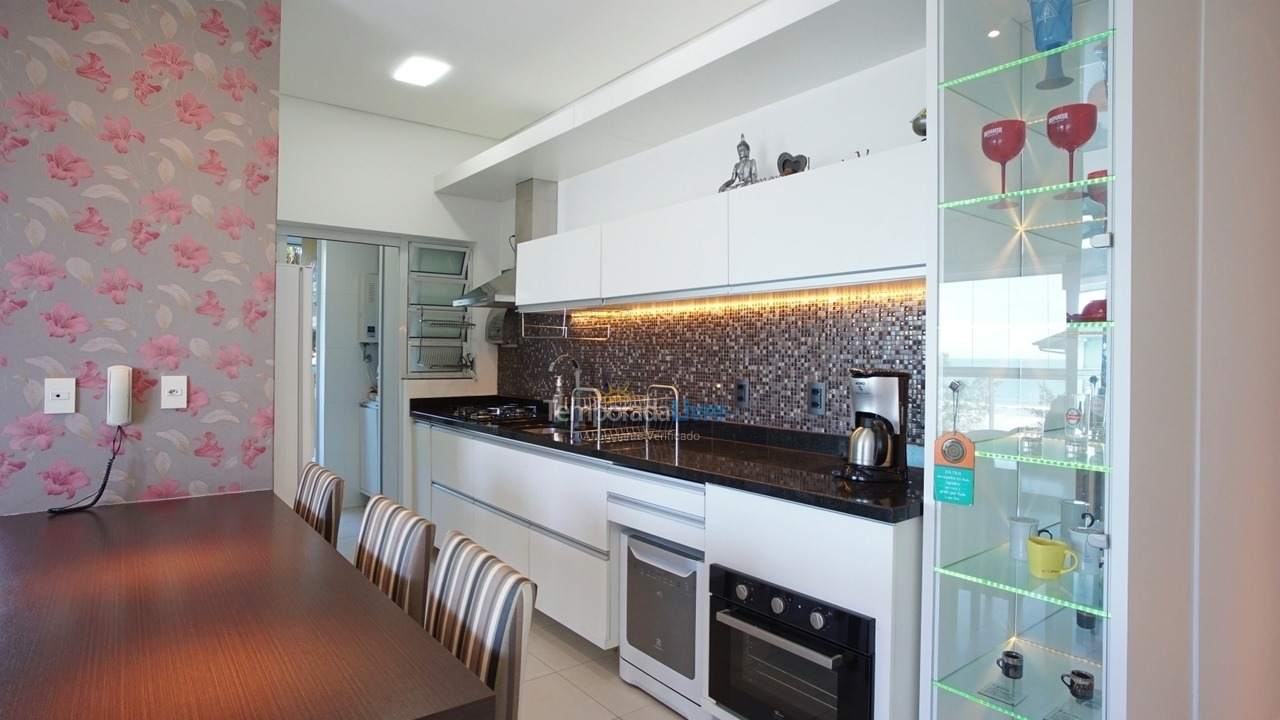 Apartment for vacation rental in Florianópolis (Praia do Santinho)