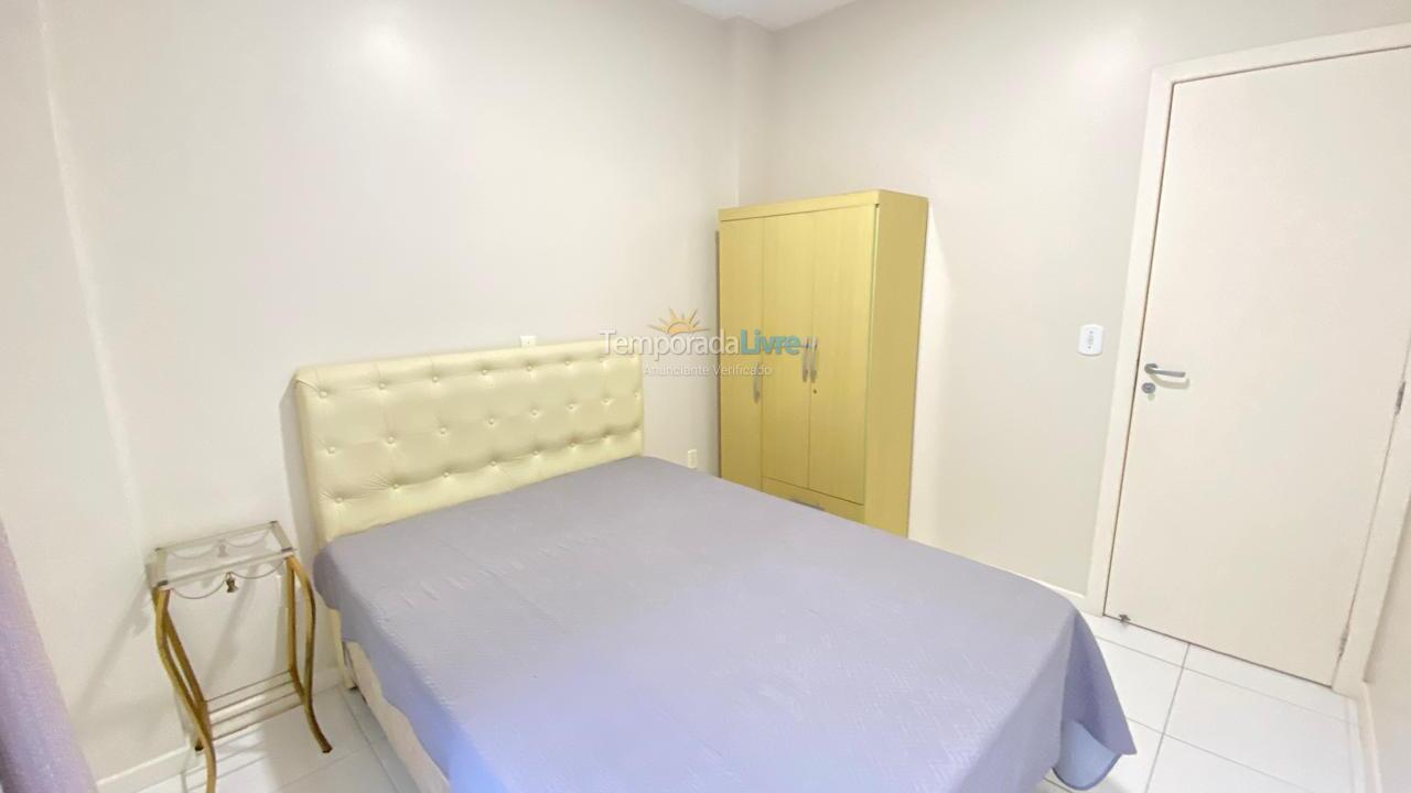 Apartamento para aluguel de temporada em Bombinhas (Praia de Bombas)