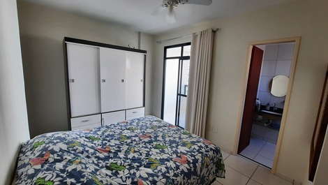 APARTAMENTO, 3 HABITACIONES, 1 SUITE, AIRE ACONDICIONADO, PLAYA MORRO, GUARAPARI/ES